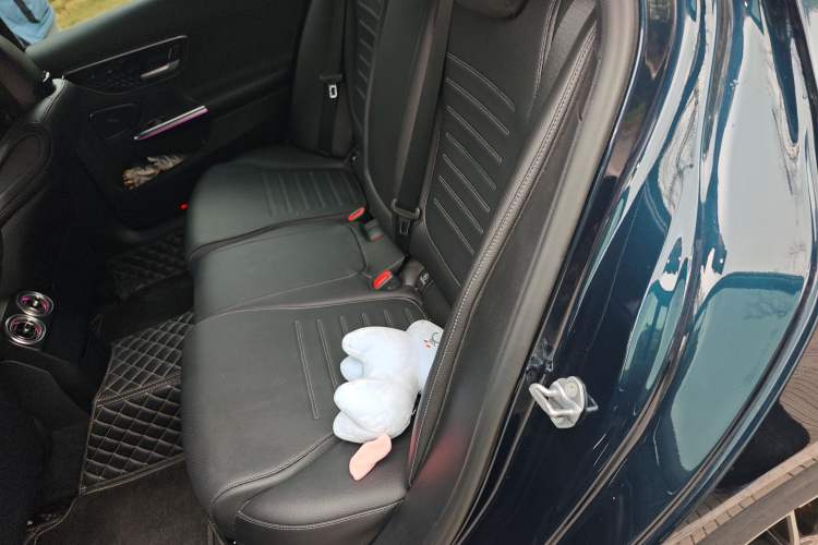 Used Mercedes-Benz C-Class 2022 Restyled C 260 L Sport Edition Interior 4