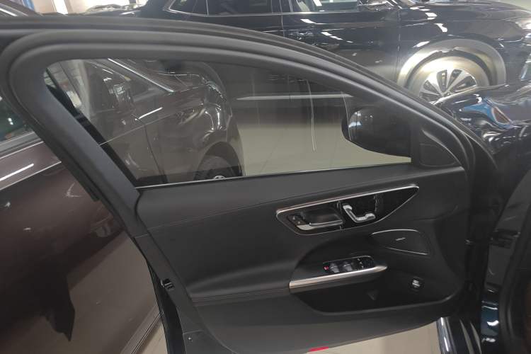 Used Mercedes-Benz C-Class 2022 C 200 L Sport Edition Interior 7