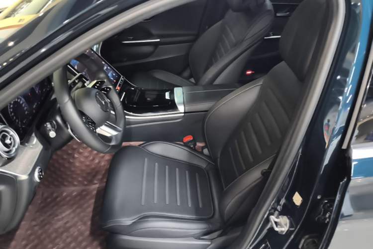 Used Mercedes-Benz C-Class 2022 C 260 L Sport Edition Left Front Seat