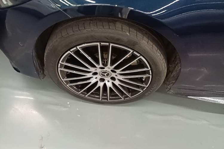 Used Mercedes-Benz C-Class 2022 Restyled C 260 L Sport Edition Left Front Wheel Hub