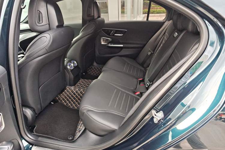 Used Mercedes-Benz C-Class 2022 Revised C 260 L Starry Night Sport Edition Left Rear Seat