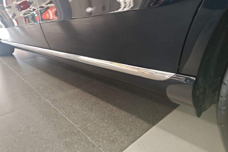 Used Mercedes-Benz C-Class 2022 C 260 L Left Side Sill