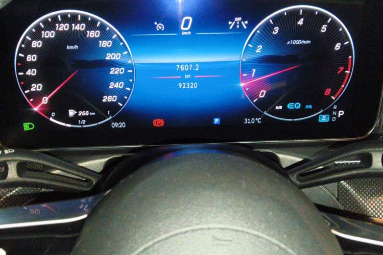 Used Mercedes-Benz C-Class 2022 Restyled C 260 L Sport Edition Odometer Close Up