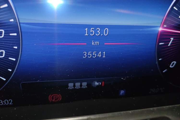 Used Mercedes-Benz C-Class 2022 C 260 L Sport Edition Odometer Close Up