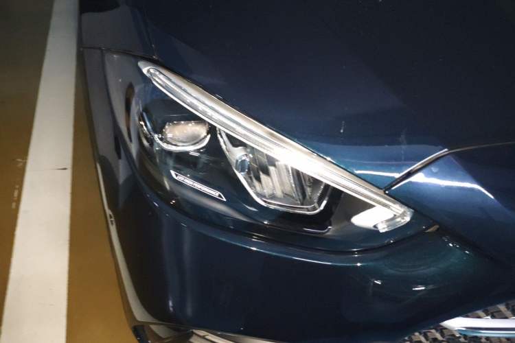 Used Mercedes-Benz C-Class 2022 C 260 L Sport Edition Right Front Headlight