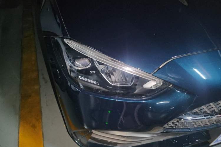 Used Mercedes-Benz C-Class 2022 Revised C 260 L Starry Night Sport Edition Right Front Headlight