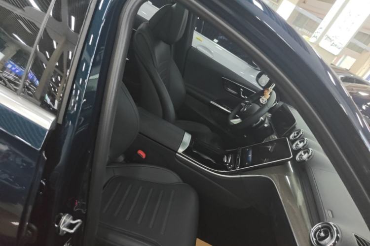 Used Mercedes-Benz C-Class 2022 Restyled C 260 L Sport Edition Right Front Seat