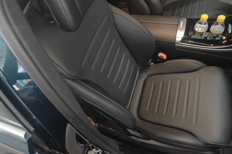 Used Mercedes-Benz C-Class 2022 C 200 L Sport Edition Right Front Seat
