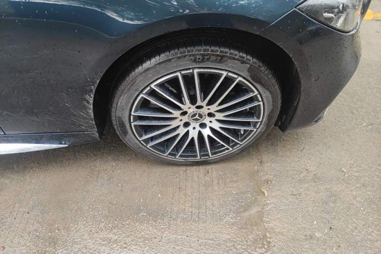 Used Mercedes-Benz C-Class 2022 C 260 L Sport Edition Right Front Wheel Hub