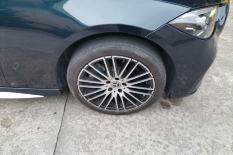Used Mercedes-Benz C-Class 2022 C 260 L Sport Edition Right Front Wheel Hub