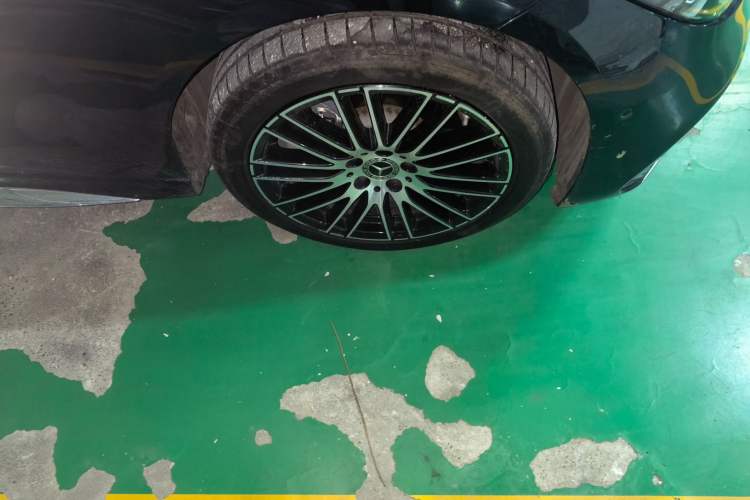 Used Mercedes-Benz C-Class 2022 C 260 L Sport Edition Right Front Wheel Hub