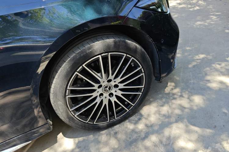 Used Mercedes-Benz C-Class 2022 C 260 L Sport Edition Right Front Wheel Hub