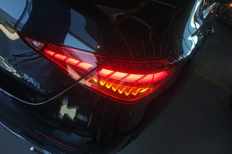 Used Mercedes-Benz C-Class 2022 Restyled C 260 L Sport Edition Right Rear Taillight