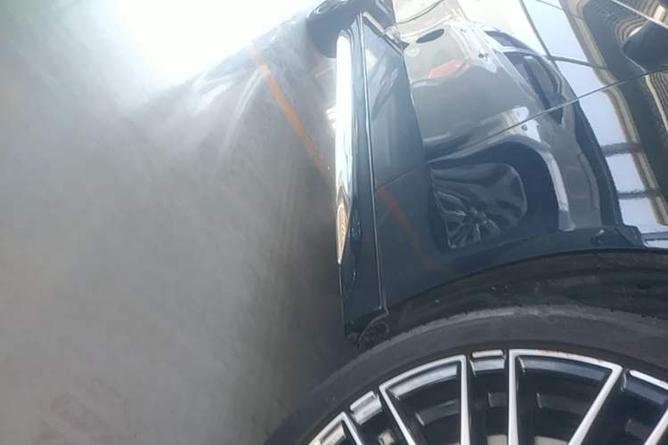 Used Mercedes-Benz C-Class 2022 Restyled C 260 L Sport Edition Right Side Sill