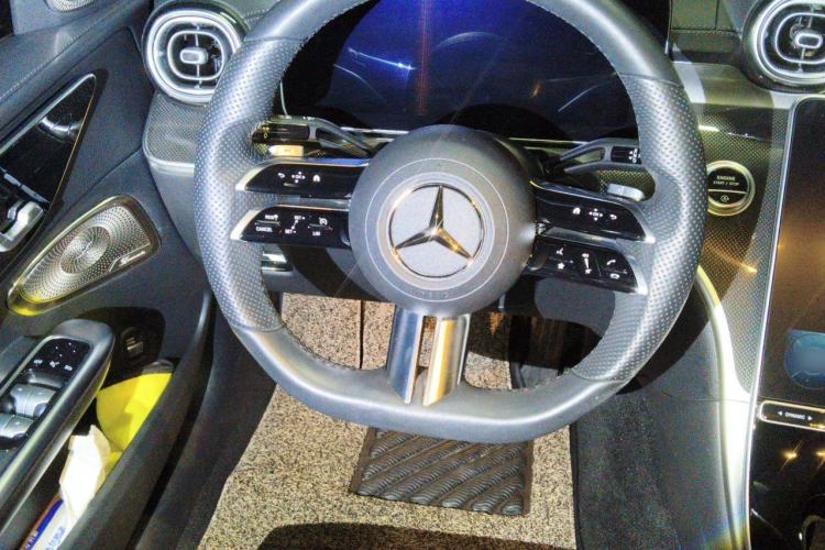 Used Mercedes-Benz C-Class 2022 Restyled C 260 L Sport Edition Steering Wheel