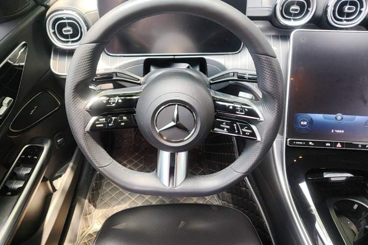 Used Mercedes-Benz C-Class 2022 Restyled C 260 L Sport Edition Steering Wheel
