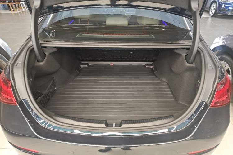 Used Mercedes-Benz C-Class 2022 C 260 L Trunk