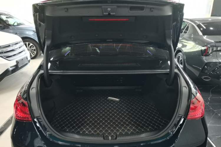 Used Mercedes-Benz C-Class 2022 Restyled C 260 L Sport Edition Trunk