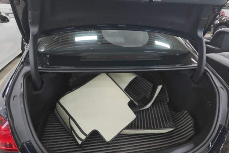 Used Mercedes-Benz C-Class 2022 Restyled C 260 L Sport Edition Trunk