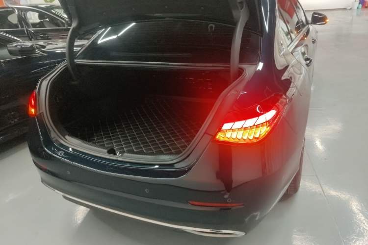 Used Mercedes-Benz C-Class 2022 C 260 L Trunk