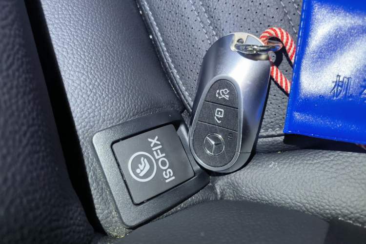 Used Mercedes-Benz C-Class 2022 C 260 L Sport Edition Vehicle Key