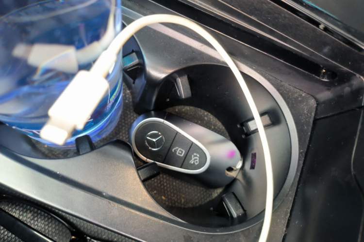 Used Mercedes-Benz C-Class 2022 Restyled C 200 L Sport Edition Vehicle Key