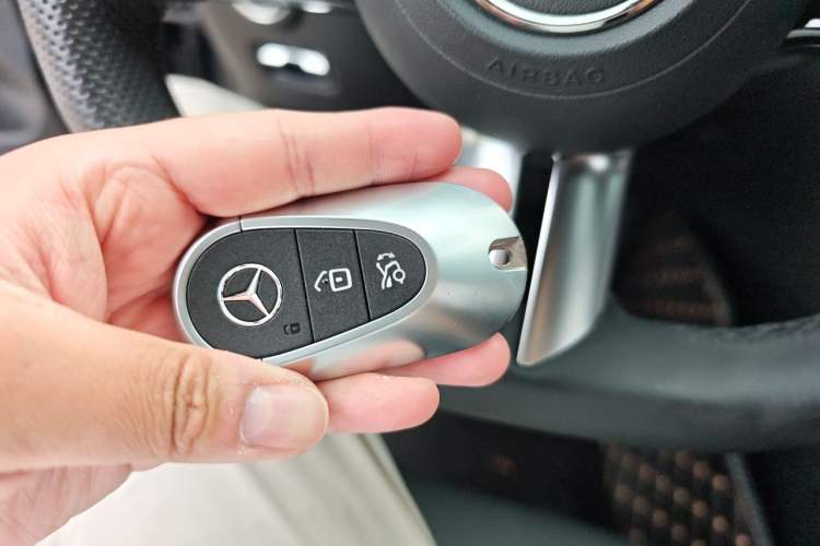 Used Mercedes-Benz C-Class 2022 Revised C 260 L Starry Night Sport Edition Vehicle Key