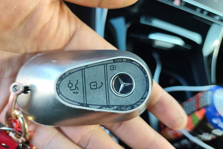 Used Mercedes-Benz C-Class 2022 Restyled C 260 L Sport Edition Vehicle Key