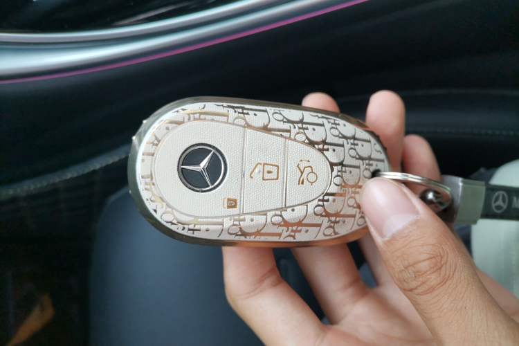 Used Mercedes-Benz C-Class 2022 C 260 L Sport Edition Vehicle Key