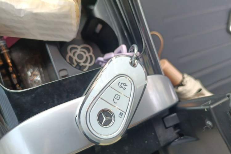 Used Mercedes-Benz C-Class 2022 C 260 L Sport Edition Vehicle Key