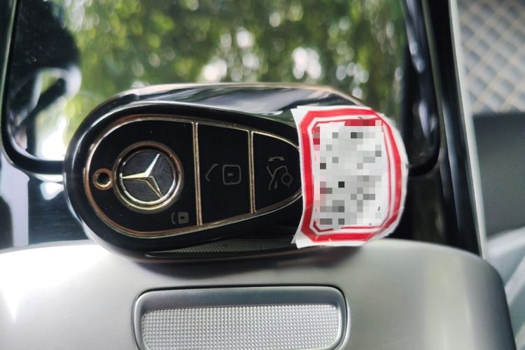 Used Mercedes-Benz C-Class 2022 Restyled C 260 L Sport Edition Vehicle Key