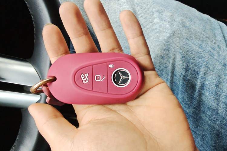 Used Mercedes-Benz C-Class 2022 C 260 L Sport Edition Vehicle Key