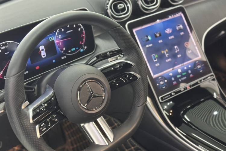 Used Mercedes-Benz C-Class 2022 Restyled C 260 L Sport Edition Interior 4