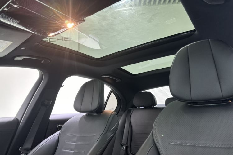 Used Mercedes-Benz C-Class 2022 Restyled C 260 L Sport Edition Interior 9