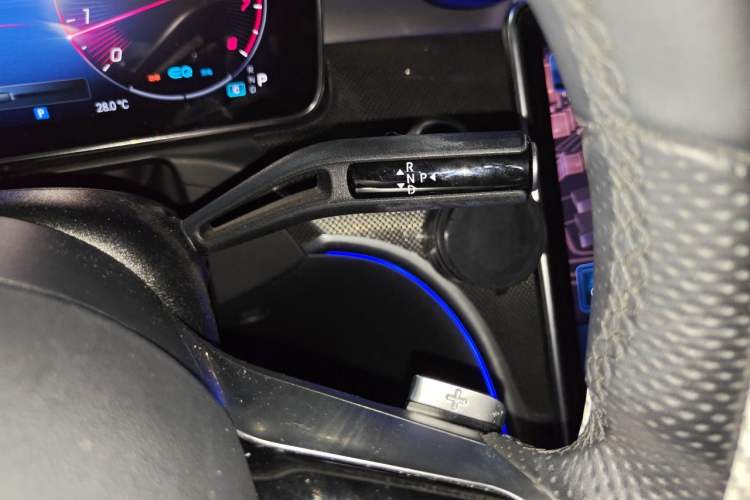 Used Mercedes-Benz C-Class 2022 C 260 L Sport Edition Gear Lever
