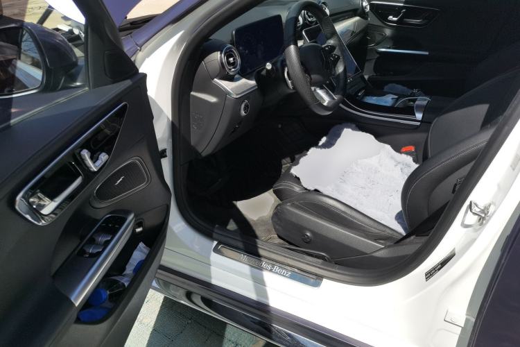 Used Mercedes-Benz C-Class 2022 Facelift C 260 L Driver Seat