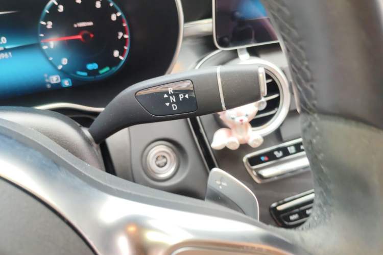 Used Mercedes-Benz C-Class 2022 Refreshed C 260 Coupe Gear Lever