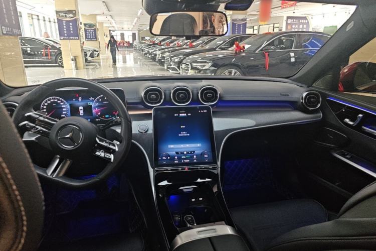Used Mercedes-Benz C-Class 2022 C 200 L Sport Edition Center Console