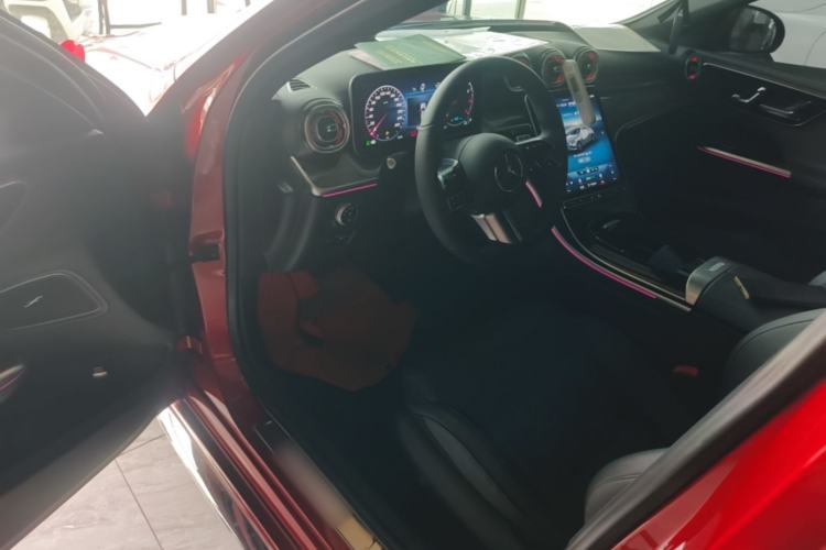 Used Mercedes-Benz C-Class 2022 Restyled C 260 L Sport Edition Driver Seat