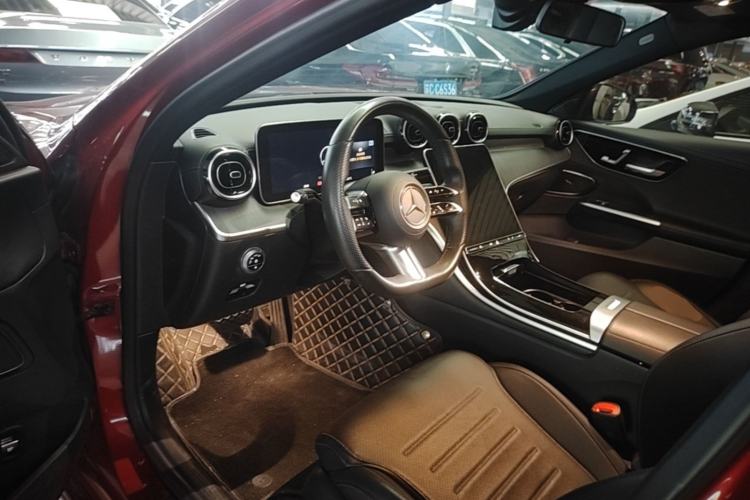 Used Mercedes-Benz C-Class 2022 Restyled C 200 L Sport Edition Driver Seat