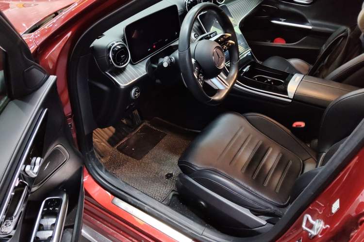 Used Mercedes-Benz C-Class 2022 Restyled C 200 L Sport Edition Driver Seat