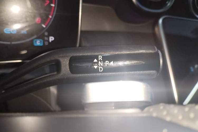 Used Mercedes-Benz C-Class 2022 C 200 L Sport Edition Gear Lever