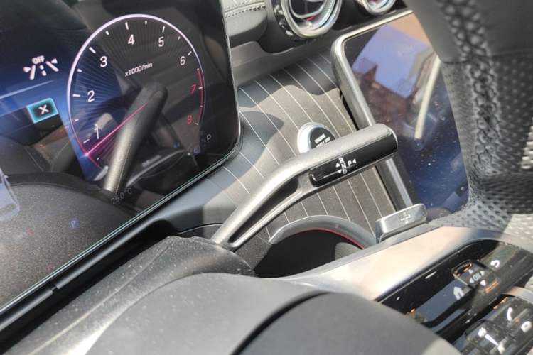 Used Mercedes-Benz C-Class 2022 C 260 L Sport Edition Gear Lever