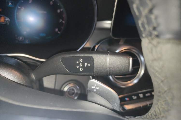 Used Mercedes-Benz C-Class 2022 Refreshed C 260 Coupe Gear Lever