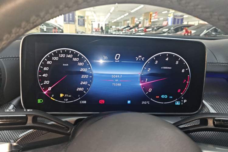 Used Mercedes-Benz C-Class 2022 C 200 L Sport Edition Instrument Cluster