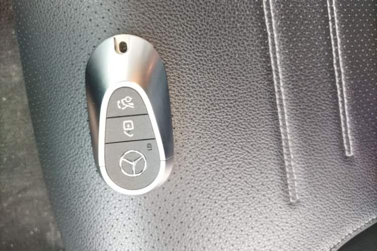 Used Mercedes-Benz C-Class 2022 Restyled C 200 L Sport Edition Interior 1