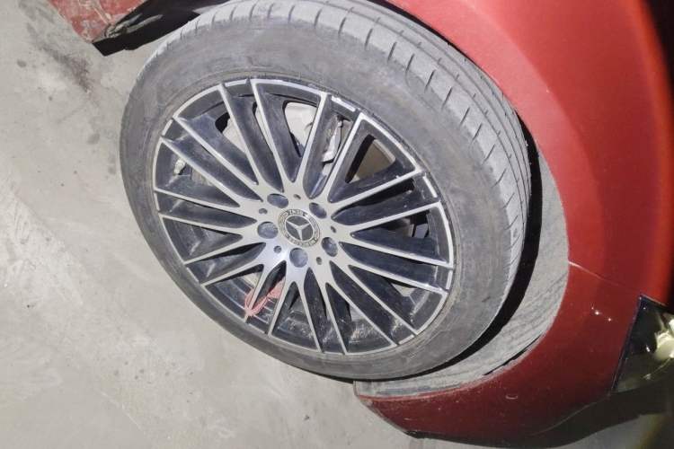Used Mercedes-Benz C-Class 2022 C 260 L Sport Edition Right Front Wheel Hub