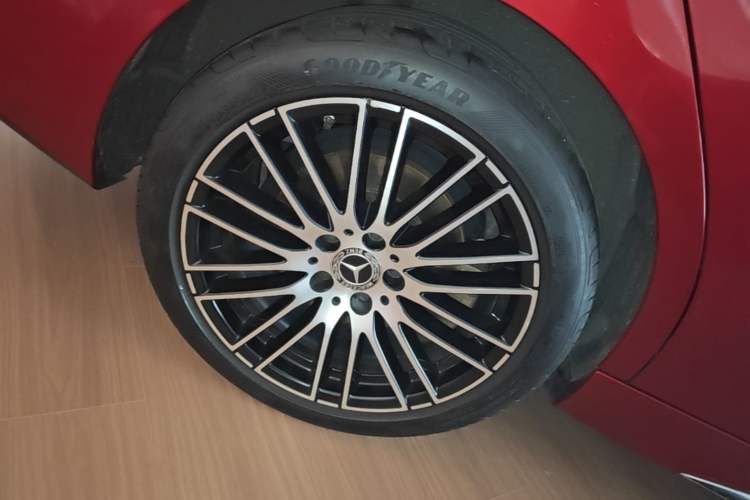 Used Mercedes-Benz C-Class 2022 C 260 L Sport Edition Right Rear Wheel Hub