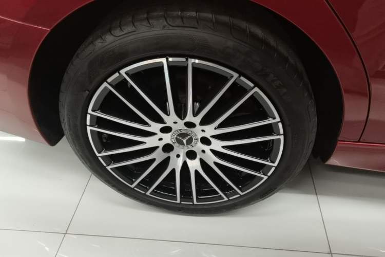 Used Mercedes-Benz C-Class 2022 C 260 L Sport Edition Right Rear Wheel Hub