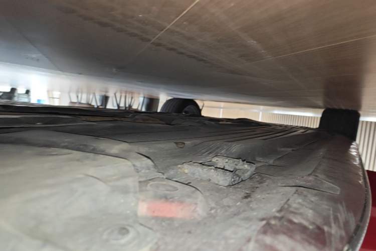 Used Mercedes-Benz C-Class 2022 C 260 L Sport Edition Right Side Sill